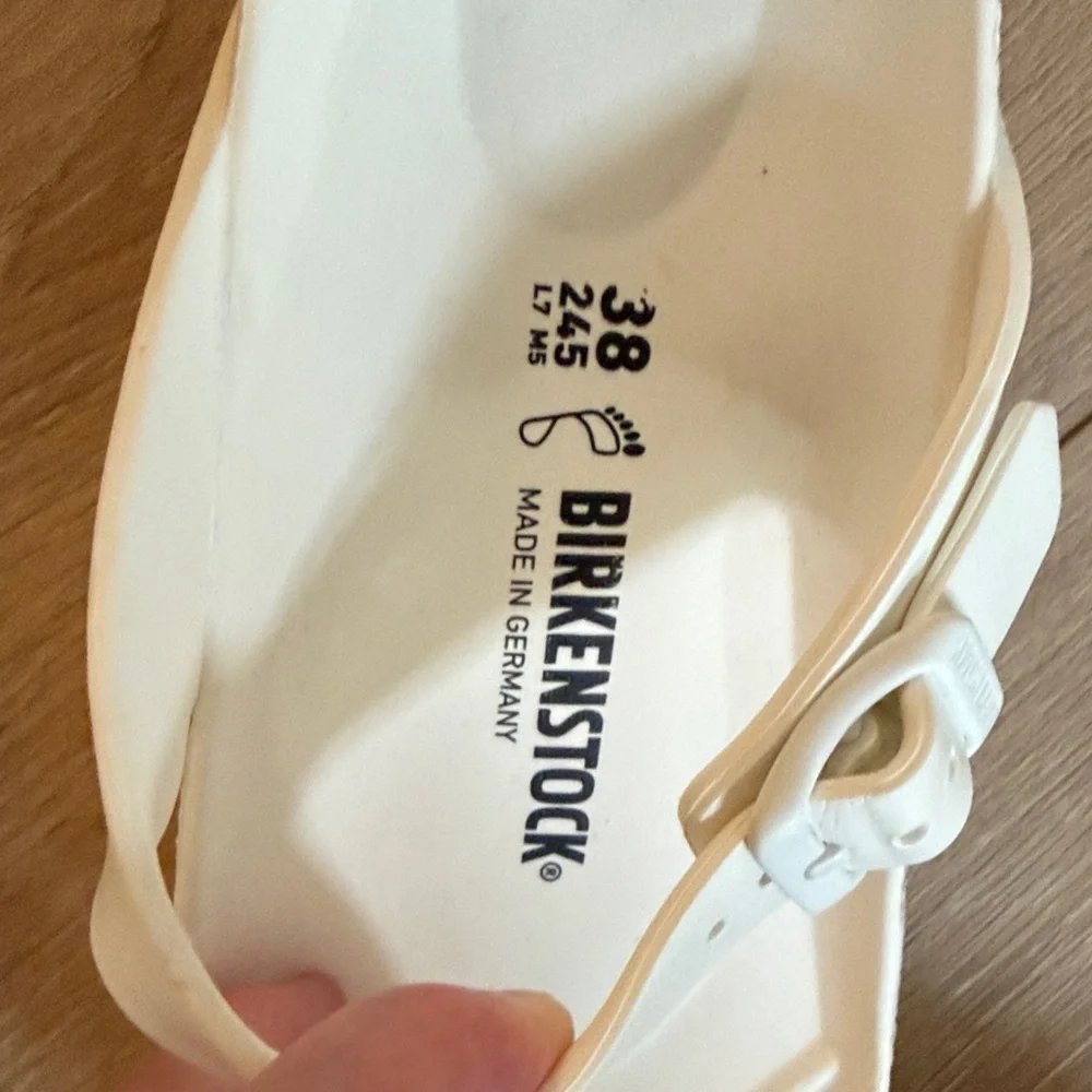 Birkenstock Gizeh Essentials EVA Slide Sandal - Women's US7-7.5.  Size 38